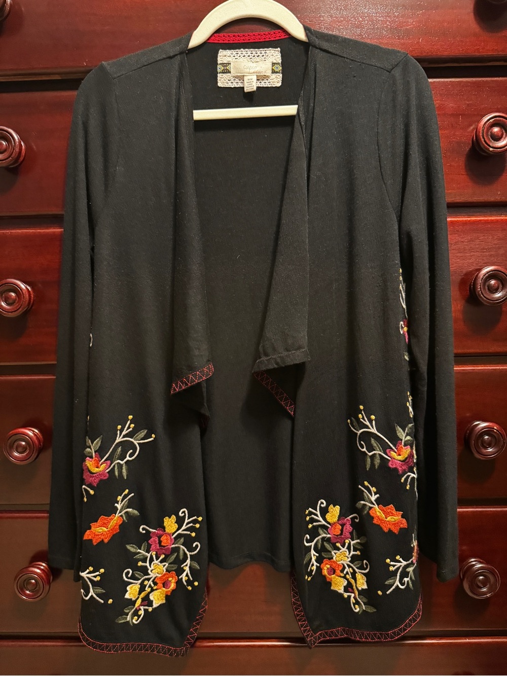 Cupid Black Floral embroidered Open Front Drape Cardigan Size M
